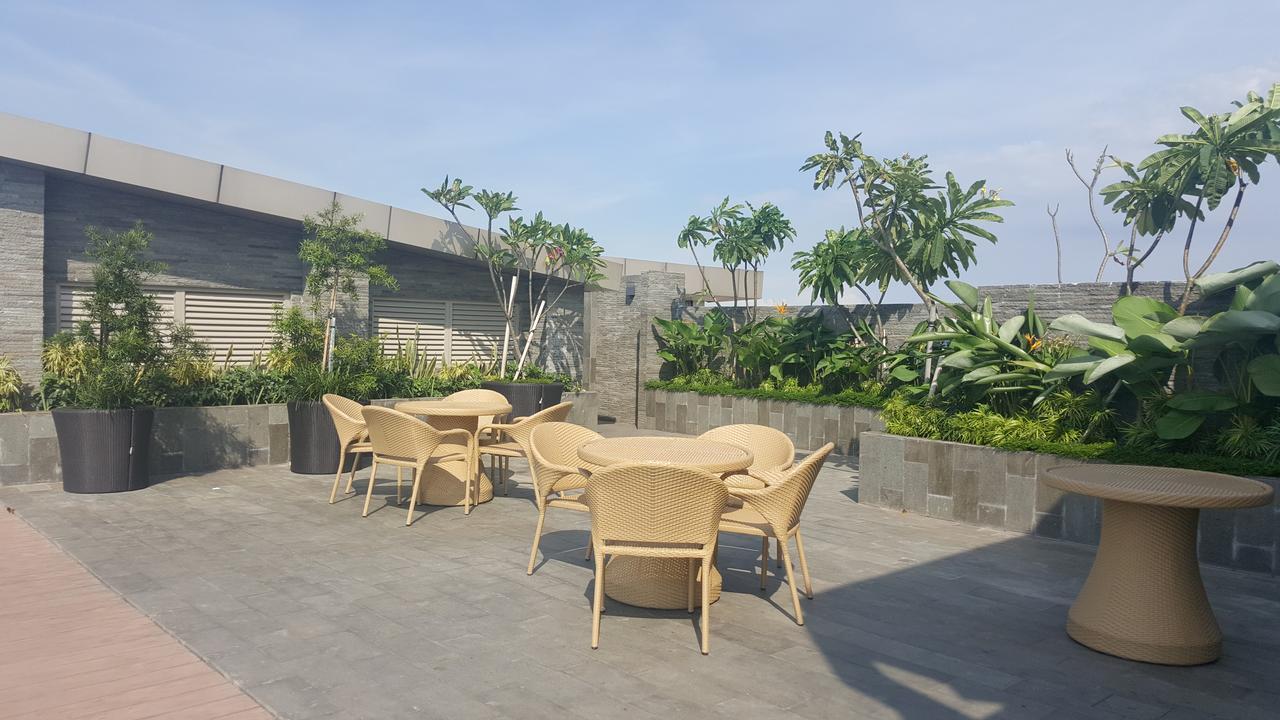 Pinnacle Apartment Pandanaran Semarang Bagian luar foto